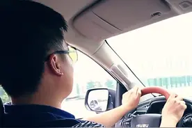 嘘小宝便携式小便器 车载应急尿袋视频封面