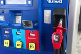 美國自助加油演示：怎么加？究竟多便宜？视频封面