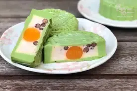 绿茶红豆芝士燕月饼---教你怎么做甜点