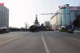 河南汝州：疫情防控交警铁骑变身“老村长”视频封面