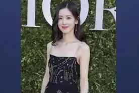 中国最漂亮的5大“富婆”女星，你最服哪一位？