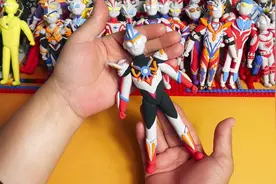 #创作灵感 欧布奥特曼三重形态#粘土教程 来喽，学起来吧