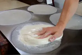 只要是美食，配这个音乐都适合！#特色美食 #地方美食