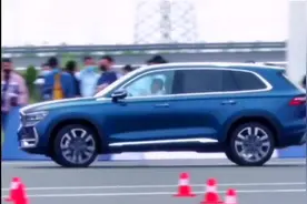 颜宇鹏老师，星越L麋鹿试驾体验，第一视角视频#星越l #dou是好车视频封面