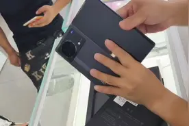 📢感谢抖音粉丝的支持❤️#以旧换新火爆进行中 #交话费领手机