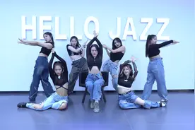 #我最红 #2ne1 #leejuug编舞 #练习室 #抖音小助手