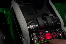 方程豹豹5启动音乐如何关闭？转向灯音乐如何调整为标准？