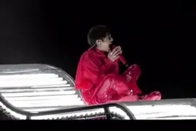 有请“法师”华晨宇《癌》完整版！ #华晨宇 #火星演唱会 #尖叫