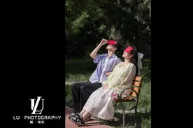 我们领证啦，最美的文案都在爱情里#麓肖像摄影 #领证 #领证跟拍视频封面