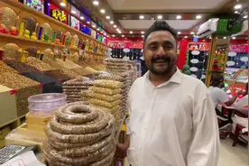 偶遇会中文的巴铁，真的太热情了，最后把我感动了#巴基斯坦视频封面