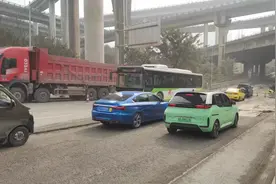 欢迎乘坐重庆公交197路 本路首班车6:50 末班车19:45视频封面