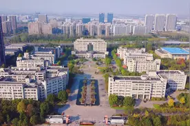 航拍浙江传媒学院（下沙校区），作为传媒名校视频封面