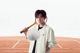 歪，是易烊千玺吗？恭喜成为FILA品牌全球代言人