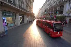 “南京东路文明实践号”铛铛车发车啦！#dou爱申活 #春天的故事视频封面