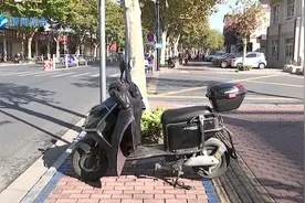 张先生向我们反映，他的电动自行车被交警查到是改装车，被罚50块