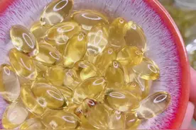 维生素e的正确用法，用不对等于毁容#抖音七夕好礼季视频封面