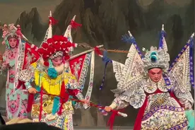 这次是真的打起来了呢#台上一分钟台下十年功 #青年戏曲传播者视频封面