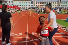 第一实验小学一年级运动会🥰#记录校园生活 #运动会视频封面