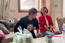 女婿找到对付丈母娘的方法，没想到刚进门，丈母娘居然也换策略了