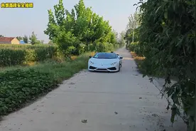 农村小伙花了171W买了台兰博基尼，问他怎么买的？他不好意思说视频封面