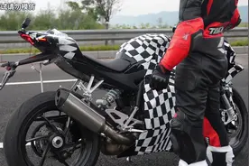 张雪机车500RR，声浪无损纯享版 #张雪机车 #张雪#摩托车 #摩博会