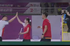 神木羽悦vs香港大中华#林丹杯羽毛球公开赛 #郴州林丹杯 #半决赛视频封面