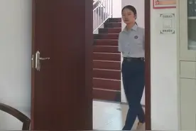 #消防队的欢乐时光 队长为何不按套路出牌？问题出在哪？难道是#颜值 过于出众？@抖音小助手