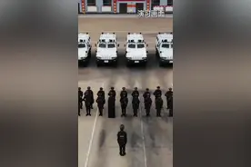 超燃视频！云南武警组织特战队员开展山地反恐演练视频封面