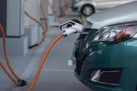 换成新能源车之后 蓝牌的指标可以长期保留嘛#汽车人共创计划 #星巢计划 #星巢玩车人 #抖音汽车 