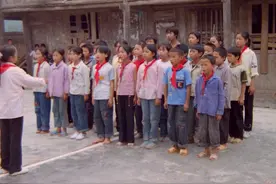 芙蓉完小2004年六一文艺汇演#都是满满的回忆 #致我们逝去的童年视频封面