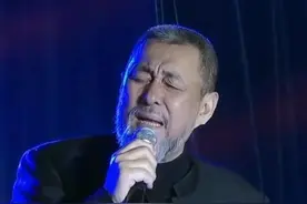 举一壶老酒，泪蛋蛋掉在酒杯里😔😔😔#演员陆树铭逝世 视频封面