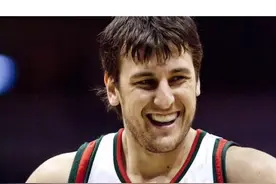 这个故事你知道吗？博古特疯起来连自己人都咬，05年线下单挑却秒怂！ #博古特讽刺孙杨视频封面