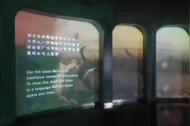 霸王别姬讲的是西楚霸王项羽和其爱妃虞姬的故事，楚汉相争