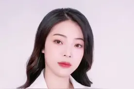 甘肃考生，高考数学卷作弊，是否触犯刑法？#法律常识 #普法宣传 #你追梦我护航 #法律科普 #高考加油 #法律咨询 #律师视频封面