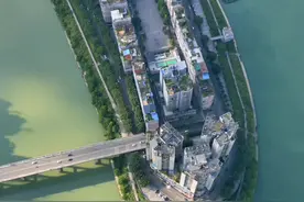 小县城的风景还是挺好看的#航拍 #旅行推荐官 #同城热门 #彭水 @DOU+小助手 视频封面