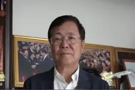 粉丝答疑：左眼750度 右眼325度 双眼屈光参差  #粉丝答疑 #医学科普 #近视 