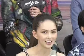 #周杰伦 #昆凌 昆凌私家车司机曝光，没想到竟然是他@抖音大明星