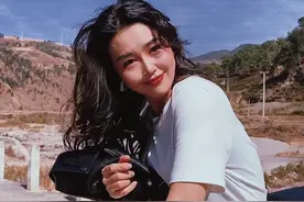 天若有情都出DJ版了，你还在为谁伤感？#港风复古踢腿变装 #机车#春风250sr视频封面