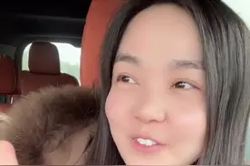 看热闹不嫌事大呀，都想要我老公喝多后续？还想要我爸妈喝交杯的视频……🤣#女婿告状日 #后续#一家人在一起就是幸福 @抖音短视频视频封面