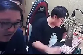 老iG不解之谜：谁脚臭 谁秃头！