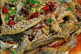 这道香辣蒸泥鳅，麻辣鲜香，肉质嫩滑，非常好吃！学会了亲戚朋友全都会称赞你！#家常菜 #美食趣胃计划视频封面