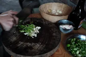 第一次知道抖音还有个PC端后台。平时的炒菜日常记录，视频封面