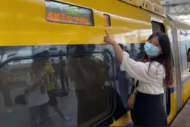 内自泸高铁要来啦！最高时速250公里！泸州妹儿第一次坐高铁回家，高兴惨了！#内自泸高铁 @DOU+小助手视频封面