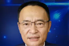 不委屈不埋怨，追责任多担当！郑州灾后抗疫彰显的作风和素质！#郑州又发现多例疑似病例 视频封面