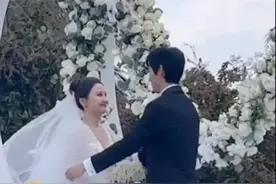 #魏晨结婚后首现身 这变化真的太大啦，都差点没认出来这是魏晨，难道是结婚累到了吗#娱乐评论大赏 