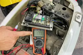 雅迪电动车模块控制器的针脚定义以及怎样测量有没有损坏