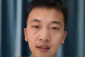 赛里木湖即将恢复旺季价格，如果今年有机会出来旅游，你会选择来新疆吗？ #导游来了 #旅行大玩家 #旅行推荐官 #新疆旅游攻略 #疫情下的春日来信