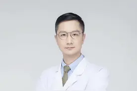 请在医生指导下#湿疹 #氧化锌软膏 #周博士讲皮肤 #涨知识 #破溃 #亚急性 