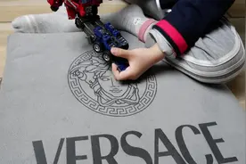 变形金刚擎天柱变形过程由中班小娃解说演示 #儿童玩具