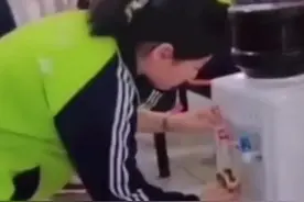 山西的醋一定很好吃，都怀疑上辈子是山西的，太爱吃醋了。视频封面